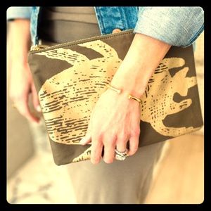 India Hicks Beetle Clutch